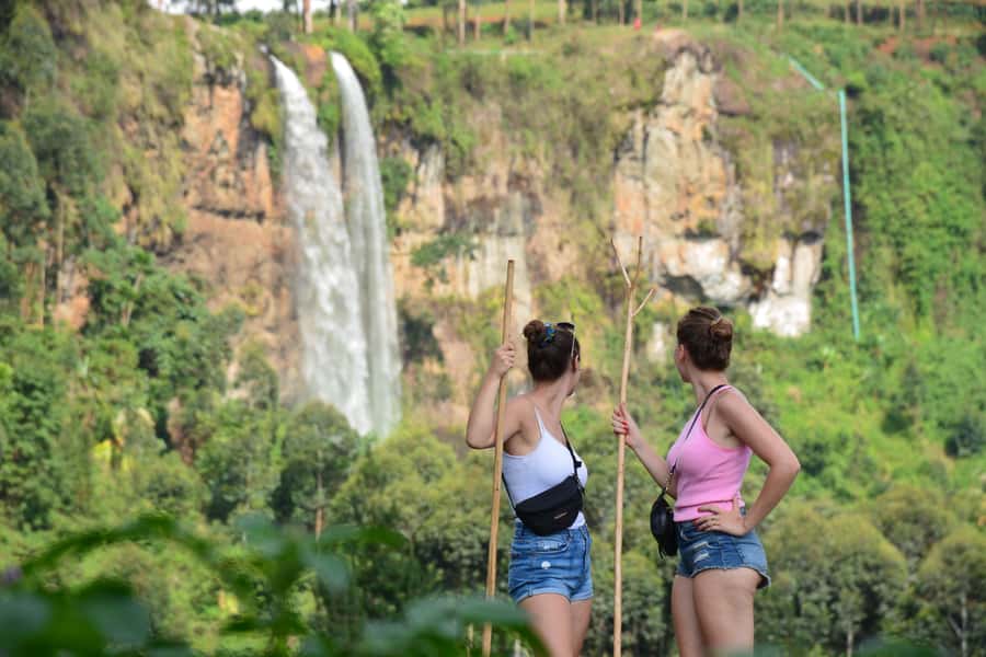 1 Day Sipi Falls Hike and Community Coffee Tour - Roasting, grinding, and brewing your own cup