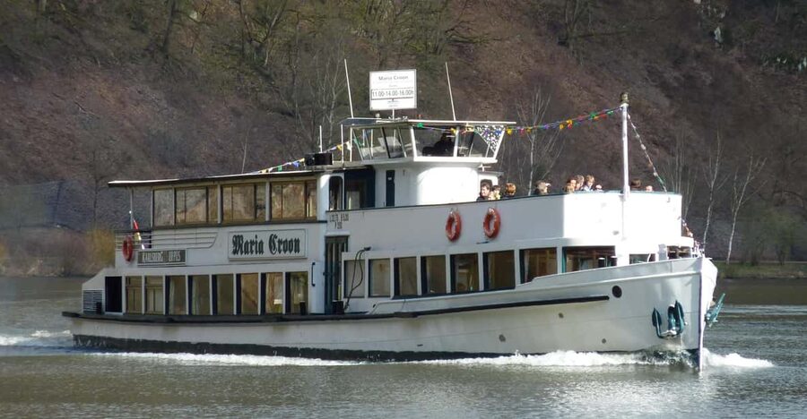 1 hour boat cruise with fragrant coffee and homemade strudel - Key points to know before you book