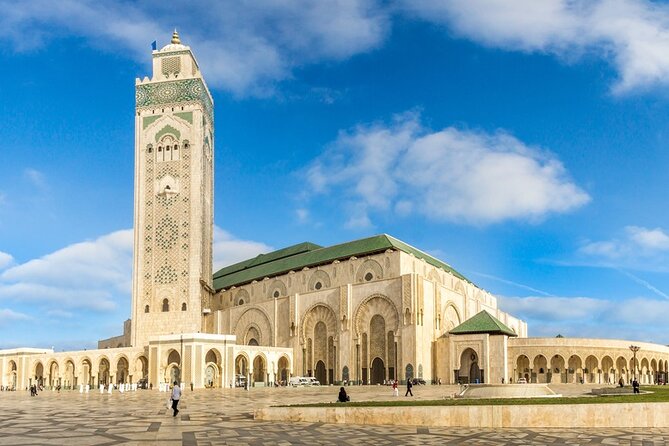 5 am in Casablanca: Mosque, Medina, Beach , Souks , Coffee and more - Why the 5 am start can work in Casablanca