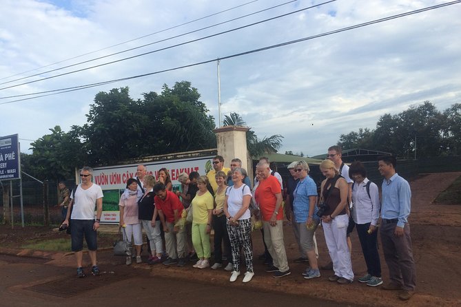Amazing Coffee full-day tour in Buon Ma Thuot - Daklak - Comparing Arabica, Robusta, and Cherry trees