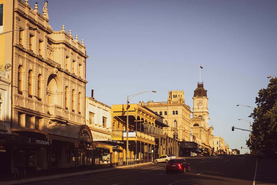 Ballarat: City Tales Guided Walking Tour + Coffee - Starting at Saint Paul’s and finding your bearings