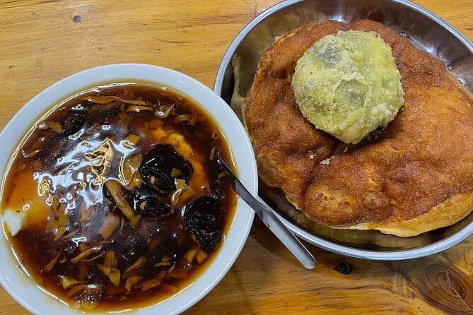Beijing Hutong Breakfast & Coffee Tour - Shijia Hutong gives the walk its old Beijing feel