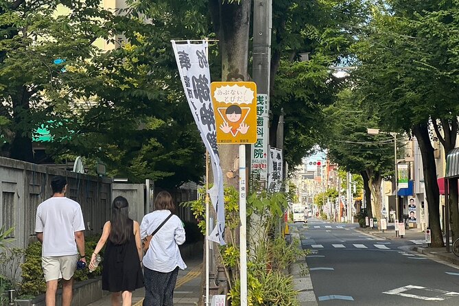 Best of Downtown Tokyo: Nature, Coffee, & Japanese Sweets Tasting - How the small group changes the experience