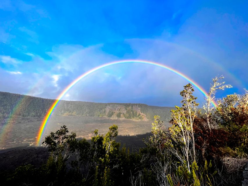Big Island: Coffee, Black Sand, Volcano and Waterfall Tour - Hawaii Volcanoes National Park: the day’s main event