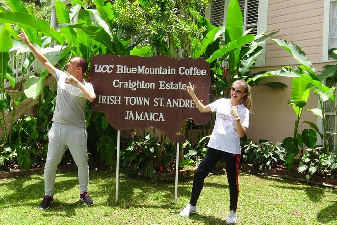 Blue Mountain Coffee and Sightseeing Tour - Lunch with an unmistakable Jamaican flavor