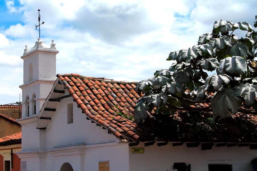 Bogotá: Candelaria Tour with Cacao and Coffee Workshop - Simple planning advice before you go