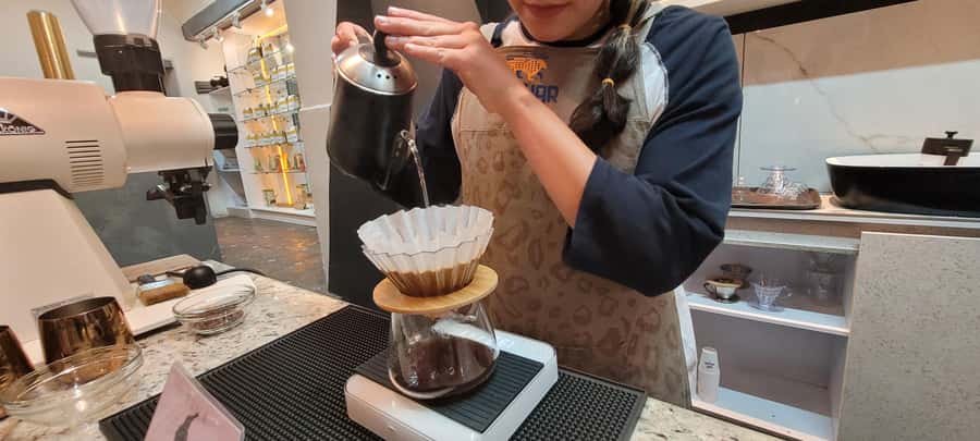 Bogota: Coffee Tasting, Roasting, Filtration & Espresso Tour - What the private format adds