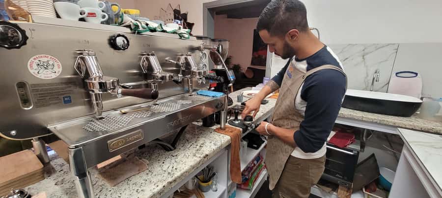 Bogota: Coffee Tour, Filtration and Espresso Experience - Chemex and V60: why filtration changes the drink