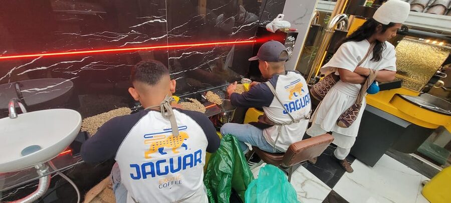 Bogota: Roasting Experience Tour with Exotic Coffee - A good coffee stop near a busy sightseeing area