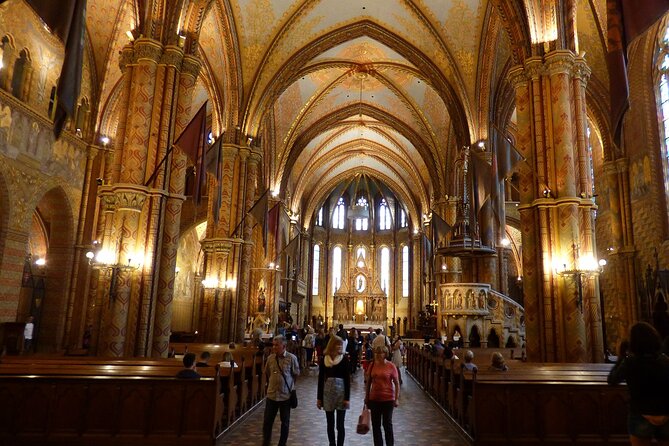 Buda Castle Walking Tour with Matthias church entry, Cake&Coffee - Walking Castle Hill instead of seeing it from a car