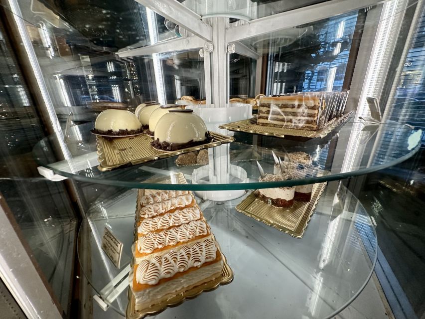 Budapest: Coffee House Tour with Cofffee & Dessert Tasting - More than dessert, with Budapest monuments along the route