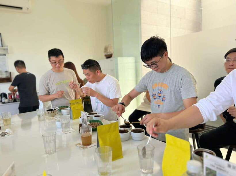Buon Ma Thuot: Specialty Coffee Tour and Brewing Experience - Listening to beans roast at 9:00 AM