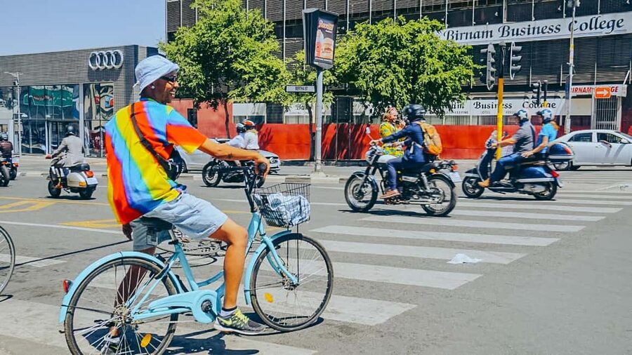 Cape Town: bicycle or E-scooter History Tour with Coffee - Bo-Kaap and Chiappini Street