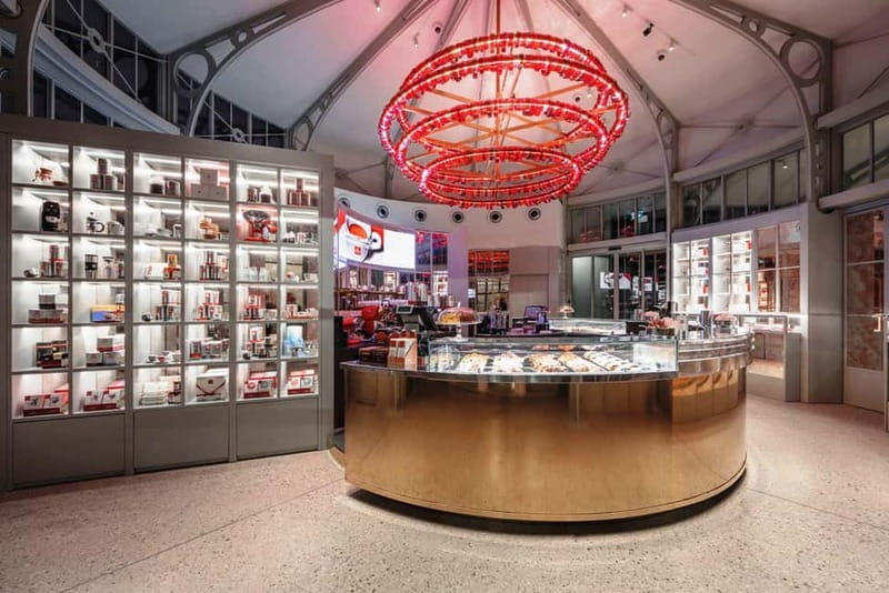 Chill coffee or meal break at illy Caffè in St.Mark's Square - Why the Giardini Reali setting matters