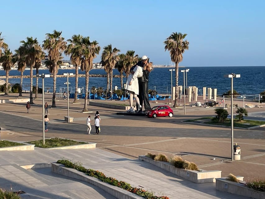 Civitavecchia: Guided Bike Tour with Coffee and Gelato - Meeting the guide at Largo della Pace