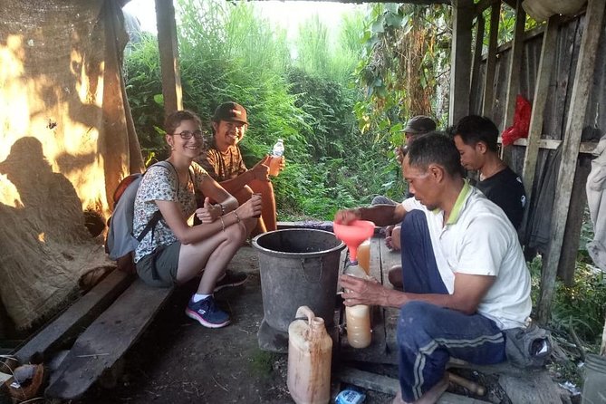 coconut wine and coffee safary tour - What the private guide adds