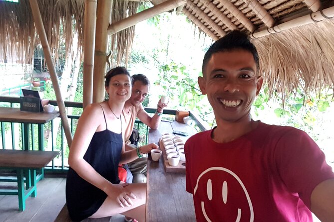 coconut wine and coffee safary tour - Who should book this experience?