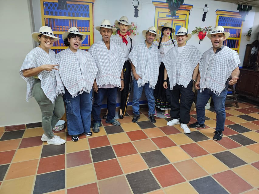 Coffee Experience with roasting show in Comuna 13 - Inside Medallo Coffee Museum