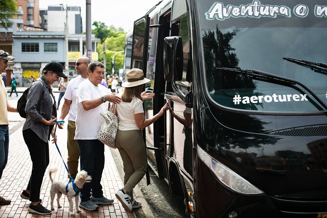Coffee Tour with arrival on horseback and sugar cane processing - Is the $75.90 price fair?
