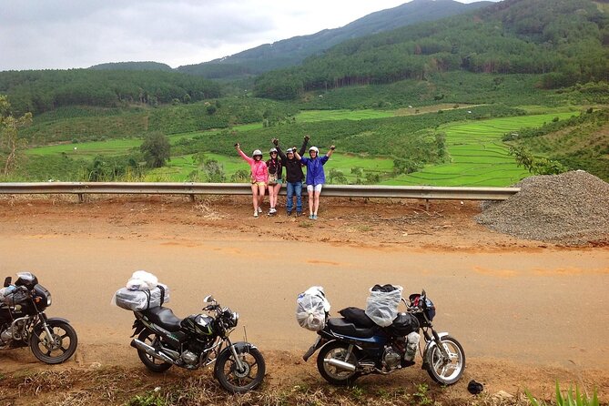 Coffee - Wine - Tea: Dalat Treasures tour - Cầu Đất Arabica Farm: coffee at its source