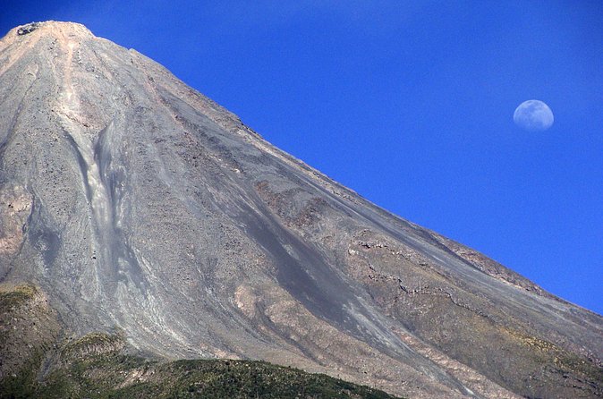 Colima Volcano Cultural Tour: Coffee Plantation, Hacienda and Comala Magic Town - Timing, transport, and what to wear