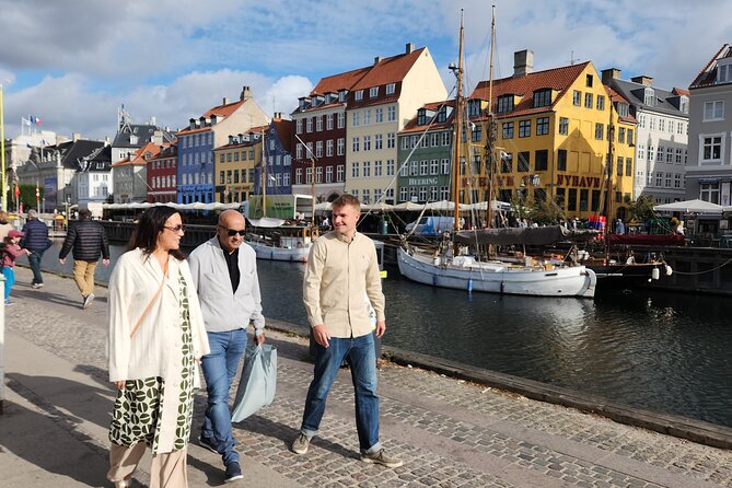 Cph Contast walk with Coffee, Cake & Culture - Lille Mølle and the old defensive edge