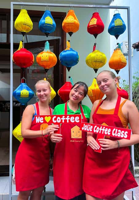 Da Nang: Coffee Making And Cooking Class - From chopping board to finished meal