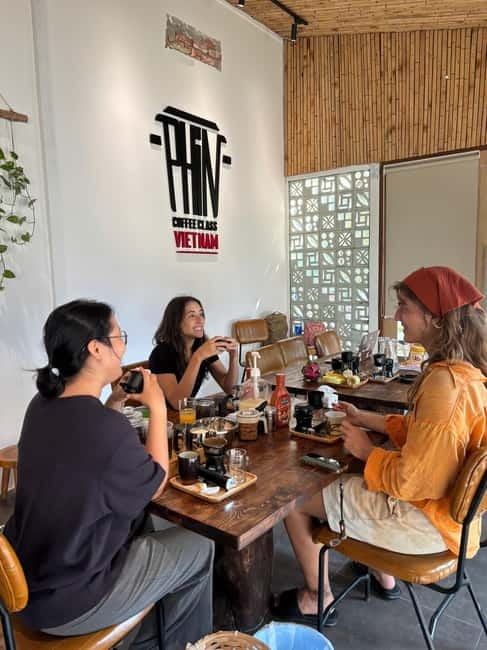 Da Nang: Egg, Salt, & Coconut Coffee Making Class - Starting with robusta coffee and the phin filter