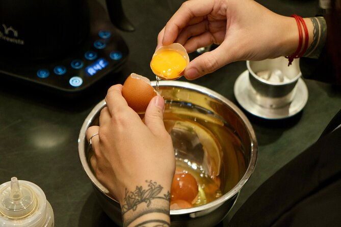 Decadent Vietnamese “Egg Coffee” Workshop in Hồ Chí Minh City - What makes the guides important