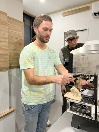 Discover Coffee Experience Latte Art Workshop at Tokyo