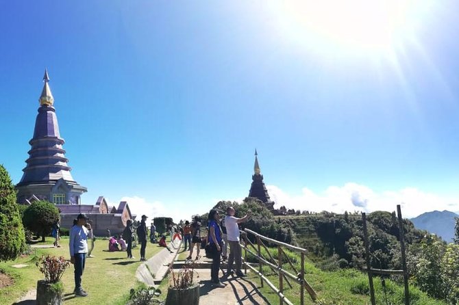 Doi Inthanon Day Trip:Twin Pagodas,Soft Hiking,Coffee Plantation - Starting with the mountain roads and Doi Inthanon National Park