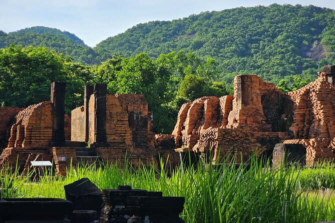 Early Morning My Son Sanctuary Trip w. Champa Food & Coffee - Weather, clothing, and practical preparation