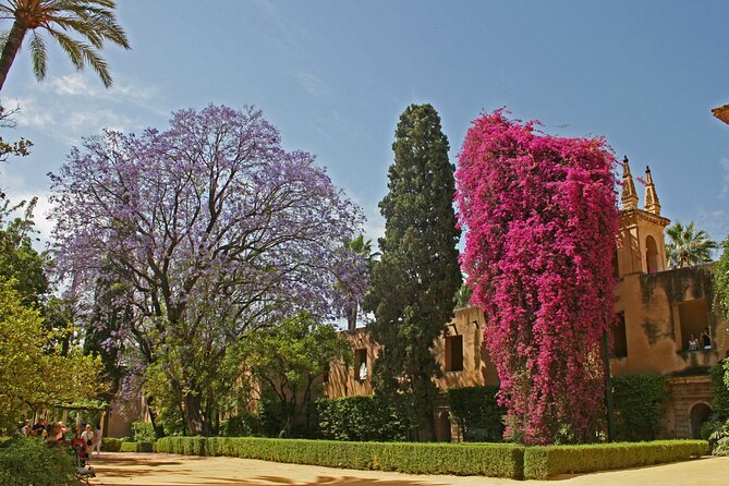 Exclusive Alcazar with breakfast or afternoon coffee in gardens - One hour inside the Real Alcazar