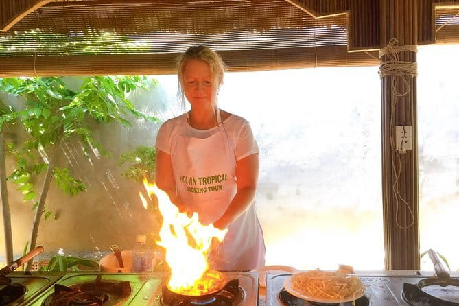 Experience Making & Tasting Vietnamese Coffee in Hoi An - Mixing coconut coffee and espresso