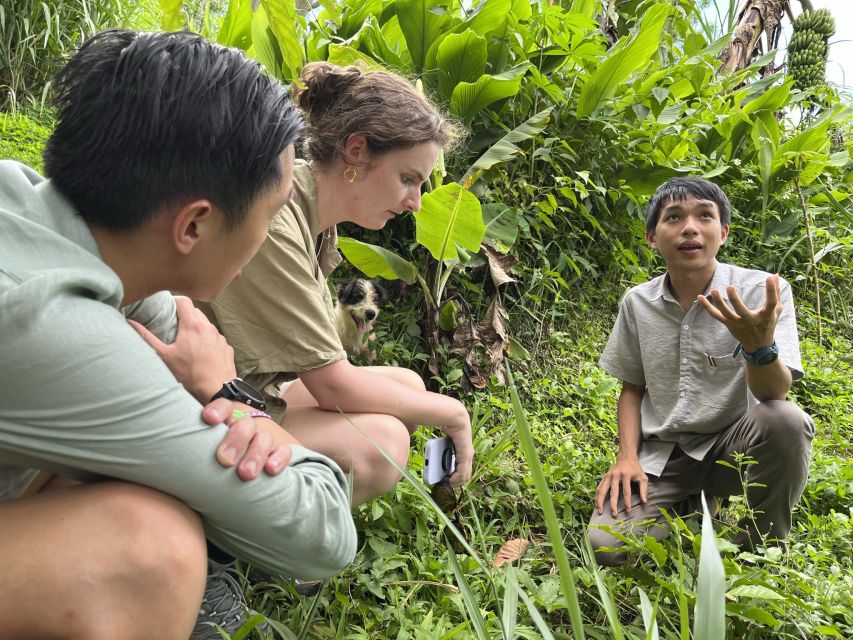 Experience specialty coffee with sustainable coffee farmers - Making your own traditional Phin coffee