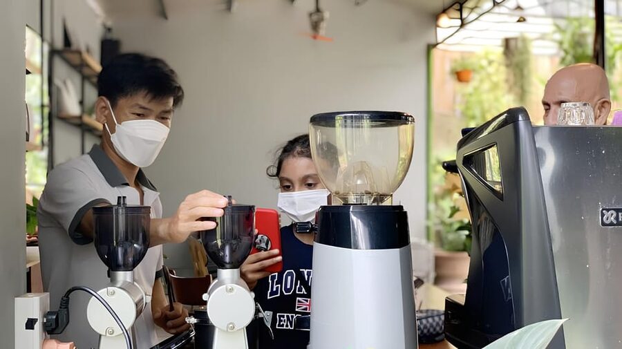 Exploring Vietnamese Coffee Culture, Coffee Making in Hoi An - Making black coffee and Hanoi egg coffee