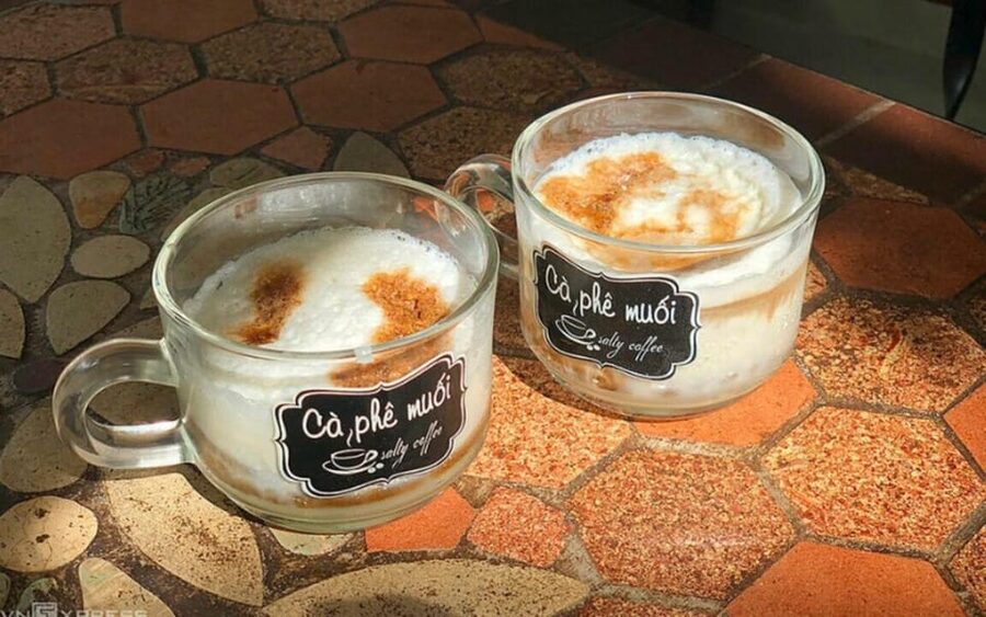 Exploring Vietnamese Coffee Culture, Coffee Making in Hoi An - Ending with coffee, cookies, and music