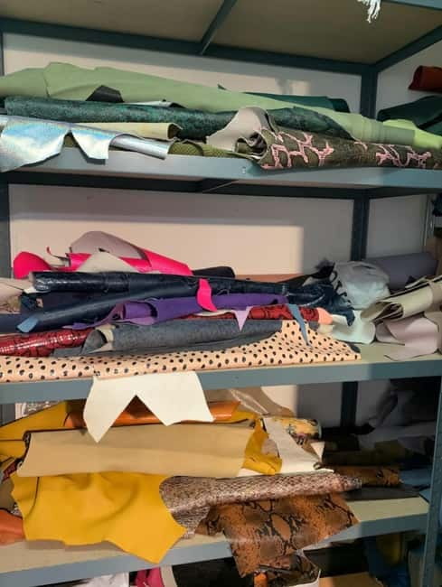 Florence: Leather Wallet-Making Workshop with Coffee - Cutting, assembling, and finishing your wallet