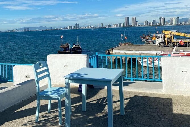 [Free E-sim] Da Nang Coastal Charm Half Day Cafe Tour - Han Market on Tran Phu Street