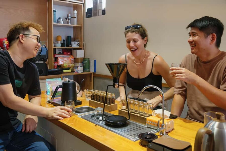 From Egg Coffee to Street Brews: Hanoi Walking Tour - Why coffee is the right way into Hanoi