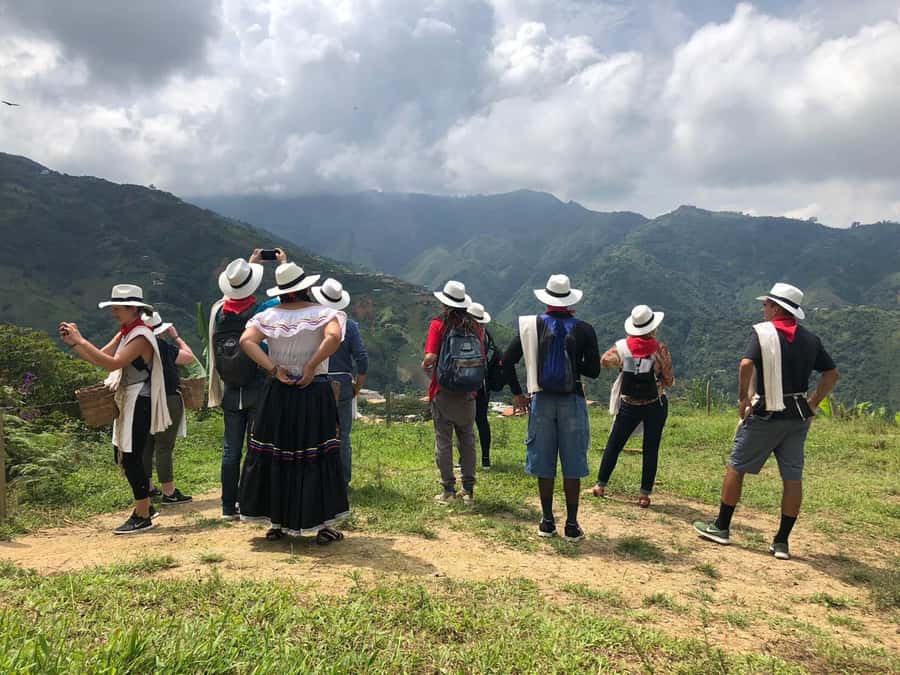 From Medellin: Day Trip to a Jardin Coffee Plantation - Live roasting in Jardin’s main square