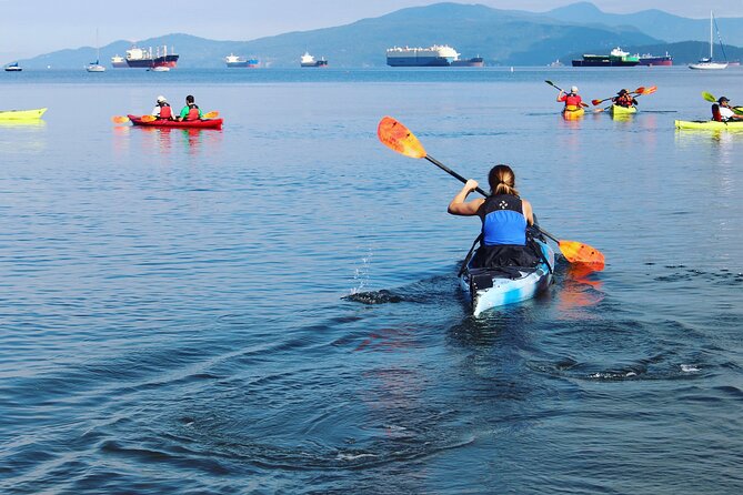 Granville Island Vancouver Kayak Tour with Coffee & Snacks (3hrs) - Weather, clothing, and practical planning