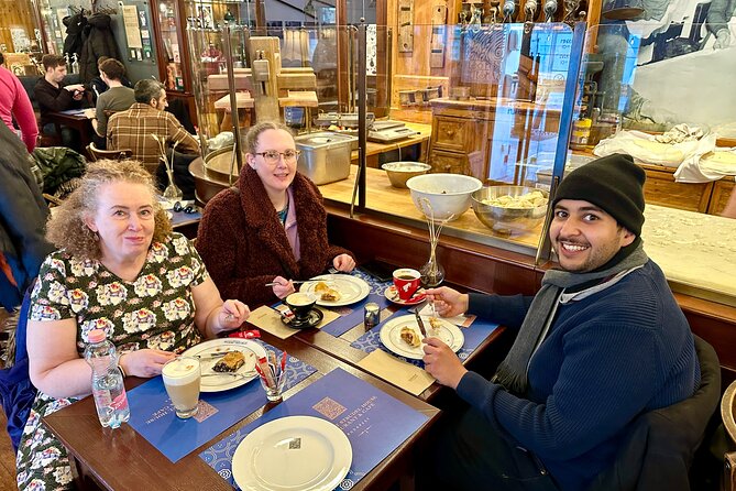 Guilty pleasures - A Budapest Dessert & Coffee House Tour - Practical details for a comfortable afternoon