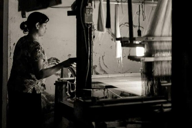 Half Day Tour Van Phuc Silk Village and Train Street Coffee - Should you book the Van Phuc and train street tour?