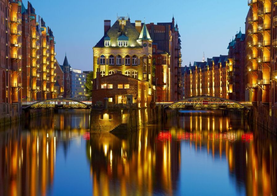 Hamburg: Speicherstadt Walking Tour with Coffee Tasting - Key points at a glance
