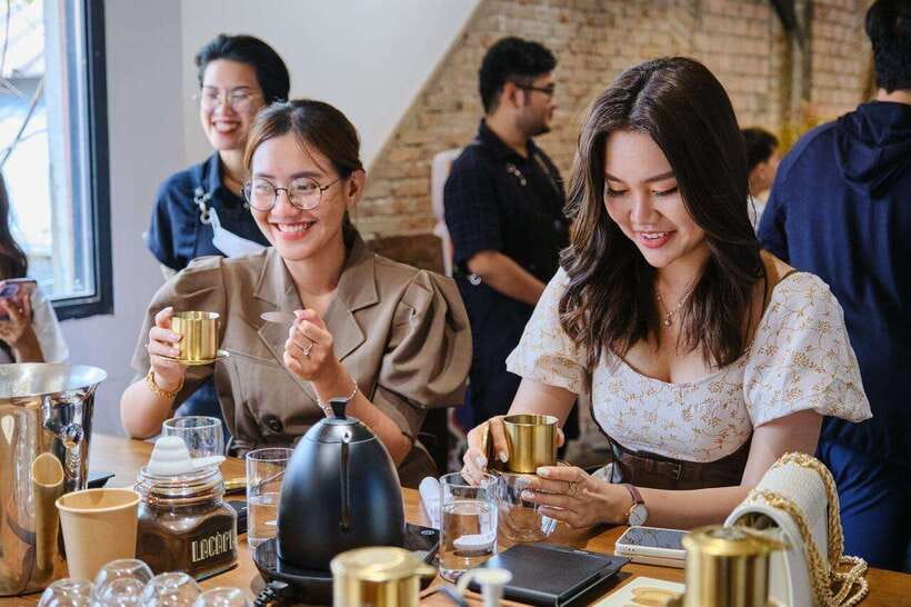Hands-on Discovery of Vietnamese Coffee & Culture - The opening sensory lesson