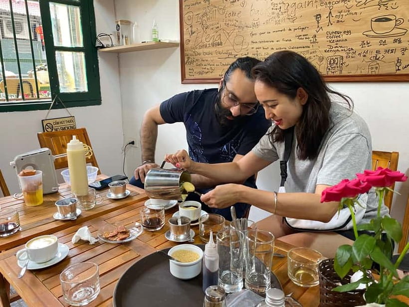 Hanoi: City, Food, Egg Coffee & Village Combo tour - The morning route from Ho Chi Minh to the Temple of Literature