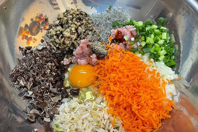 Hanoi Cooking Class: Pho/Bun Cha/Banh Xeo...+Free Egg/Salt Coffee - The market option adds useful local context