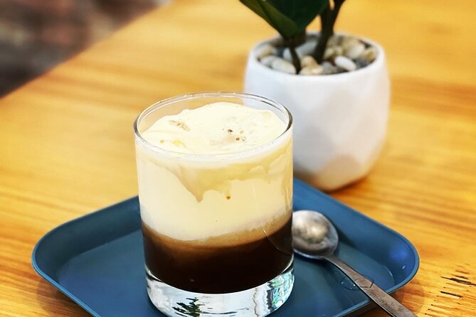 Hanoi Egg Coffee & Coconut Coffee Making Class with Free Banh Mi - How the guides shape the experience