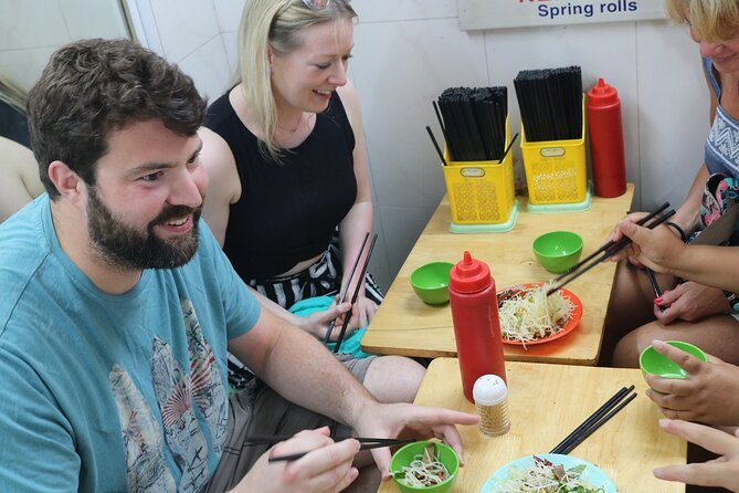 HaNoi Foodie Tour - Mini Class Coffee - Meeting at Hanoi Opera House